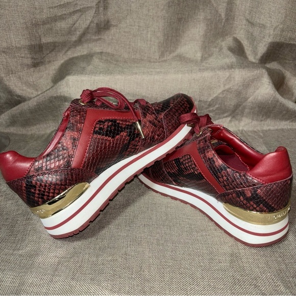 MICHAEL Michael Kors Women’s Billie Trainer Sneakers Red Size 6.5 - Picture 7 of 15